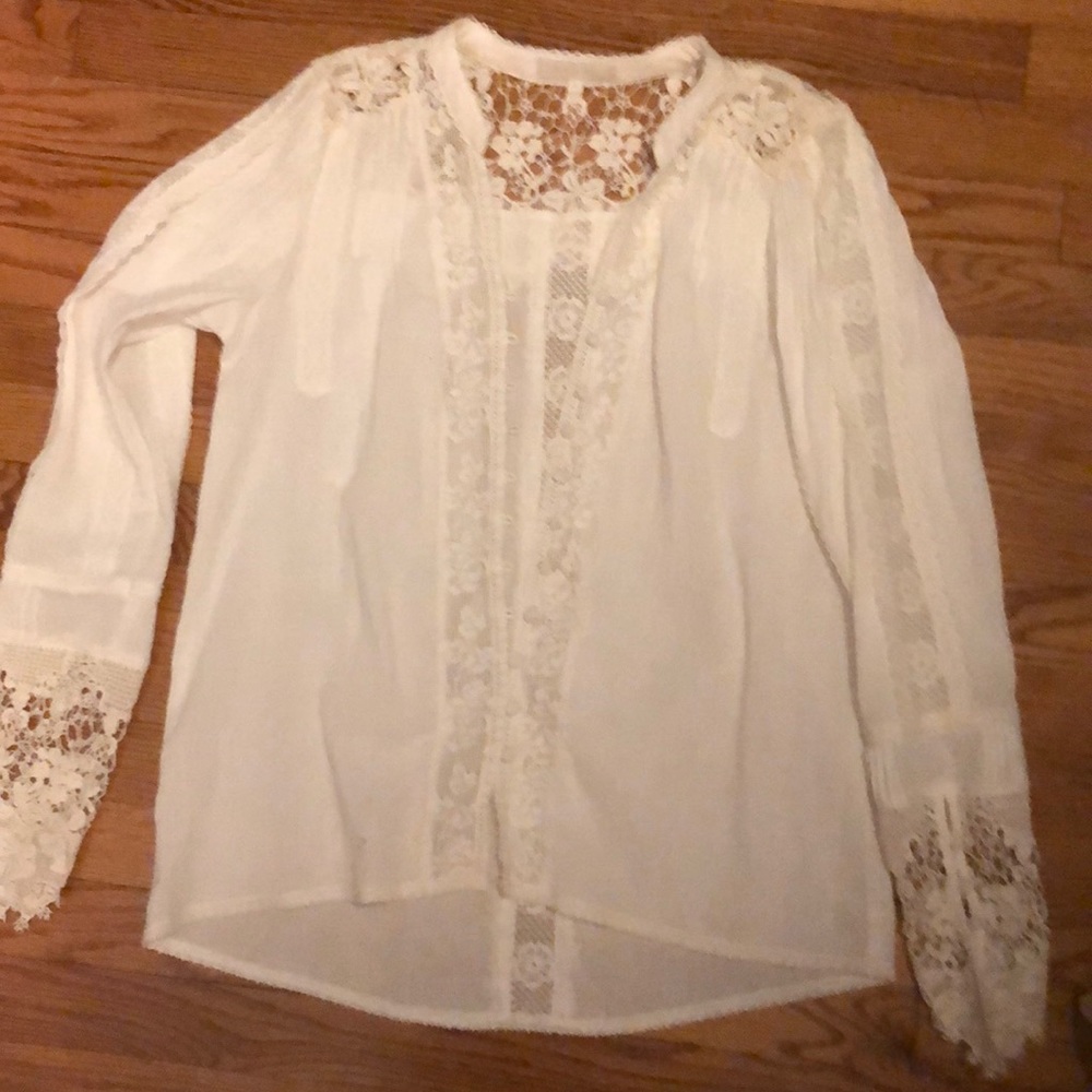 Off white lacey detail Anthropologie shirt